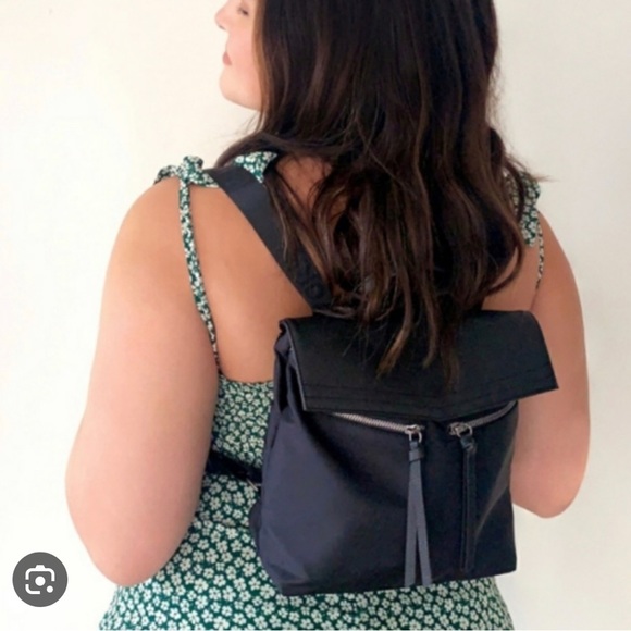 Botkier New York trigger black mini backpack - Picture 1 of 11